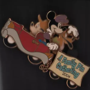 A Family Pin Gathering Going Home Mickey Minnie Pluto LE 1000 AP Artist Proof