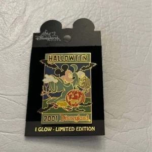 Disneyland  Mickey I Glow LE Halloween 2001 Pin