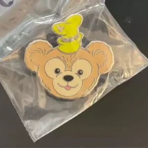 Disney Duffy With Goofy Hat Pin