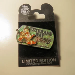 Disney WDW - Veteran's Day 2007 - Chip 'n Dale Pin