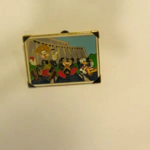 Disney Summer Vacation 2003  Disney's Resorts Mickey, Goofy & Donald Pin