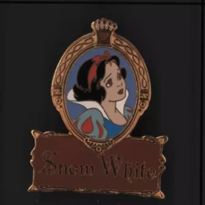 Princess Portrait  Disney Snow White & The Seven Dwarfs Retired