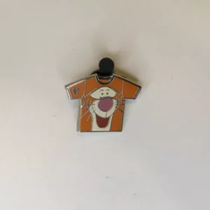 Disney WDW  2011 Hidden Mickey   TShirt   Tigger Pin
