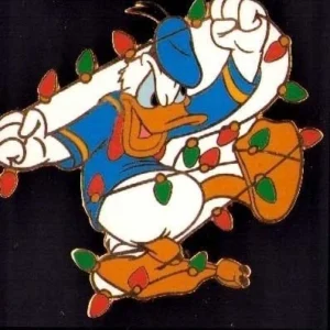 02 Mickey Goofy Pluto Donald DLR Cast Member Holiday Party Christmas Light Pins