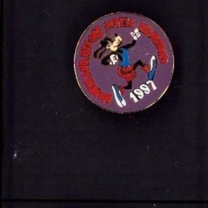Disneyland Resort Hotels Champions 1997 Goofy Running Disney ...