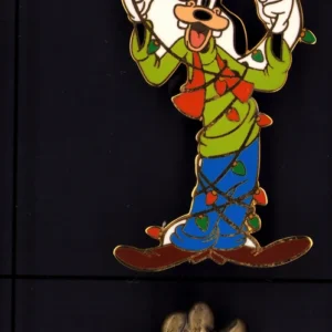 02 Mickey Goofy Pluto Donald DLR Cast Member Holiday Party Christmas Light Pins