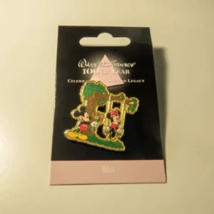 Disney JDS - Mickey & Minnie - Kiss - Walt Disney 100th Year Pin